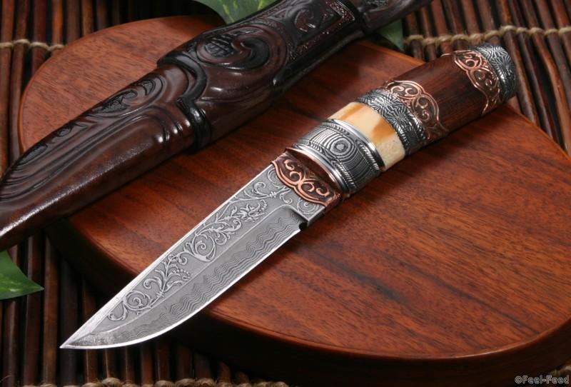 Flower Over Water. Damascus Fixed Blade Knife