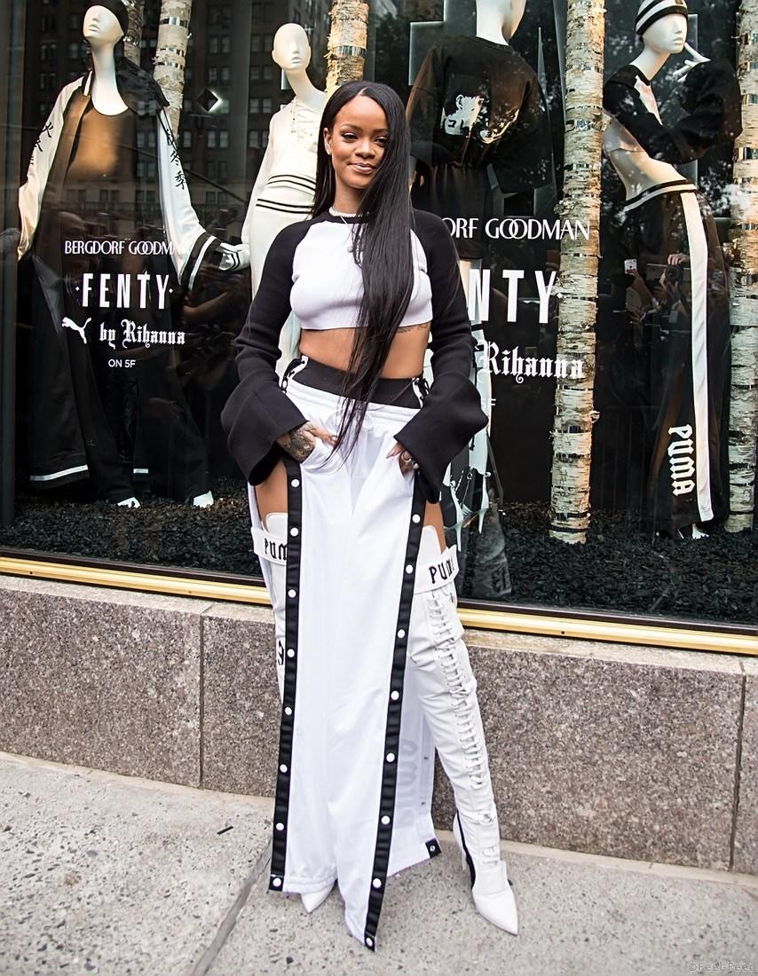 Rihanna arrives at the launch of her collection FENTY PUMA by Rihanna with Bergdorf Goodman at Bergdorf Goodman department store in New York City. Pictured: Rihanna Ref: SPL1344815 060916 Picture by: Ouzounova/Splash News Splash News and Pictures Los Angeles: 310-821-2666 New York: 212-619-2666 London: 870-934-2666 photodesk@splashnews.com 