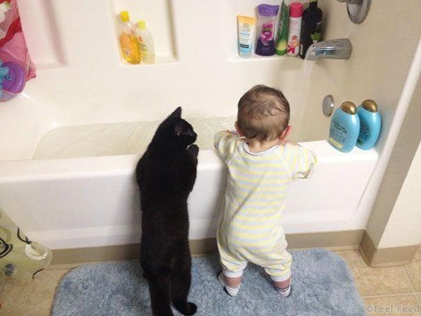 kids-with-cats-9-605