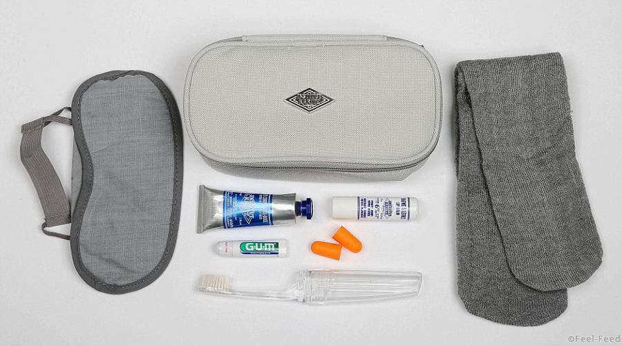 AIRLINE AMENITY BAGS .... AIRLINE First class amenity travel bag The amenity bag is a cherished feature of the long haul flights given to passengers in all classes and by airlines all over the world.